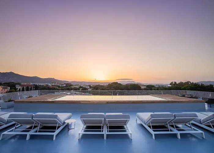 With Swimming Pool In *