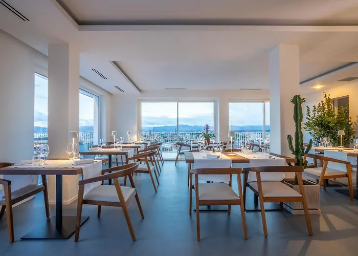 Hotel With Swimming Pool In Olbia