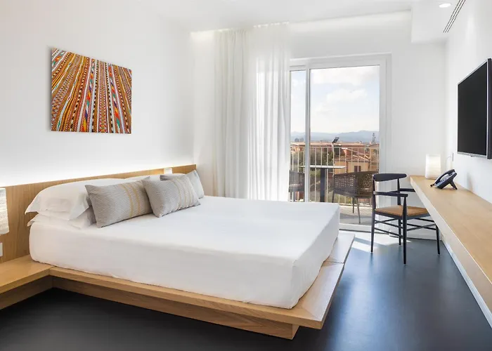 With Swimming Pool In * 올비아